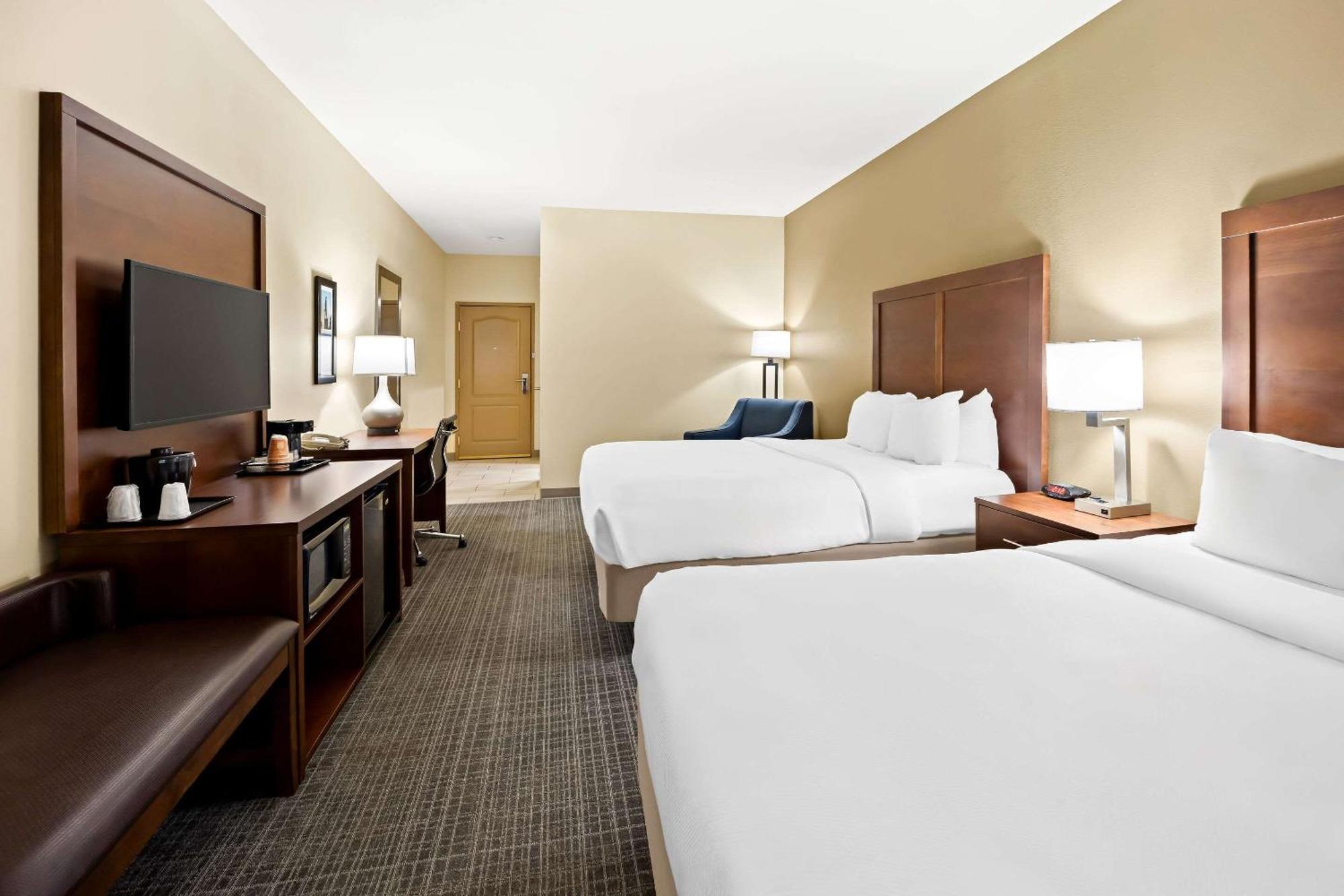 Comfort Inn & Suites High Point - Archdale ภายนอก รูปภาพ