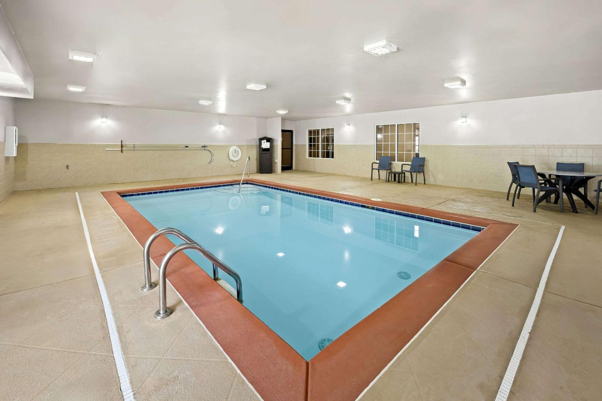 Comfort Inn & Suites High Point - Archdale ภายนอก รูปภาพ