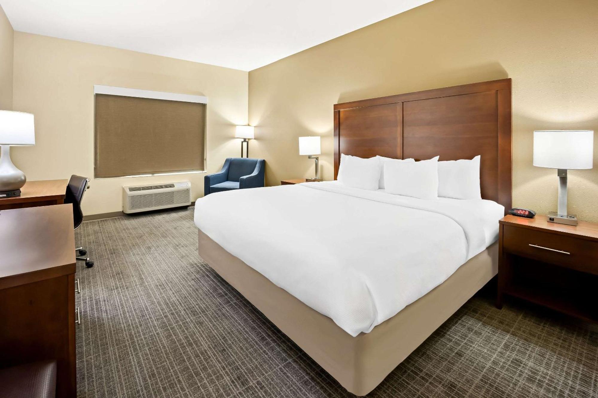 Comfort Inn & Suites High Point - Archdale ภายนอก รูปภาพ